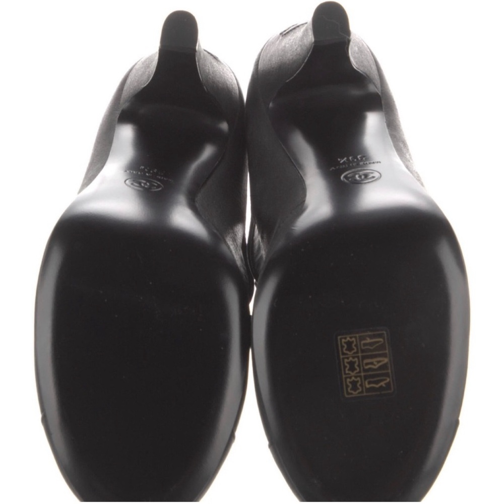 Chanel Bootie - Picture 6 of 6